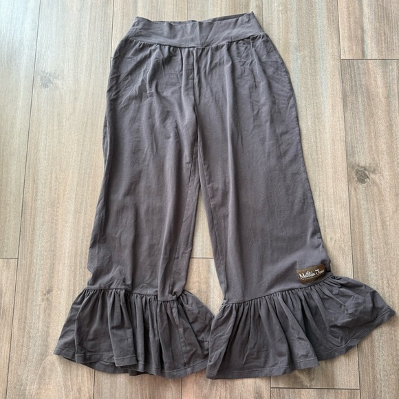 Matilda Jane Odyssey ruffle pant grey size medium - Picture 2 of 6